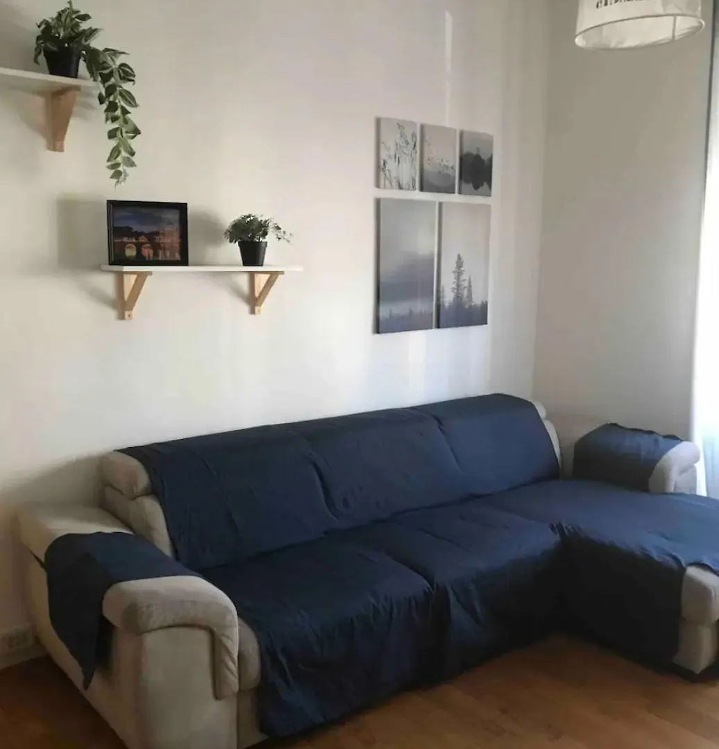 Apartment Appartamento 5 Stelle In Piazza Asti - Re Di Roma - Italy